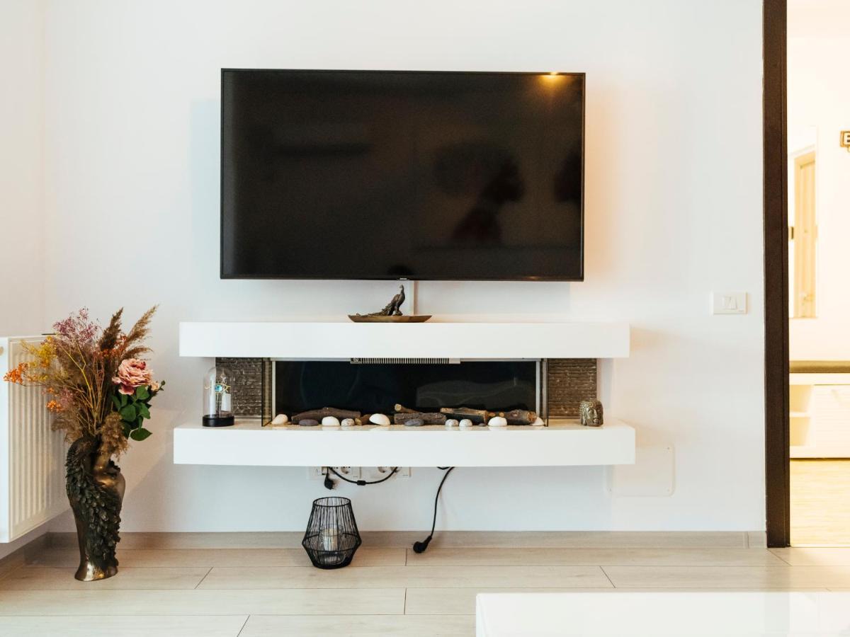 בוקרשט Cozy Special Pallady Apartament With Garden & Courtyard מראה חיצוני תמונה