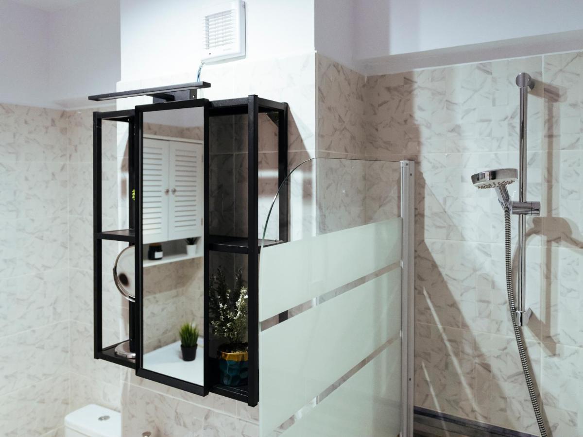 בוקרשט Cozy Special Pallady Apartament With Garden & Courtyard מראה חיצוני תמונה