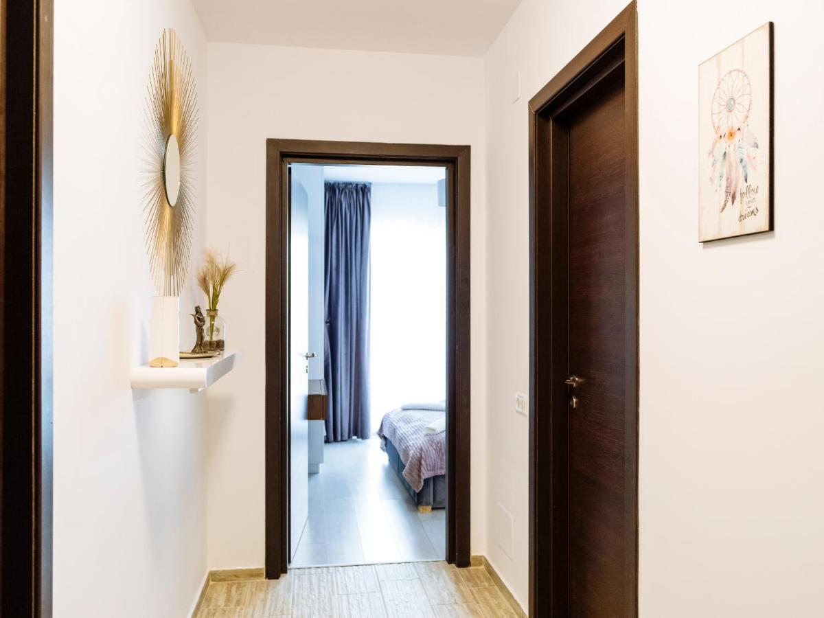 בוקרשט Cozy Special Pallady Apartament With Garden & Courtyard מראה חיצוני תמונה